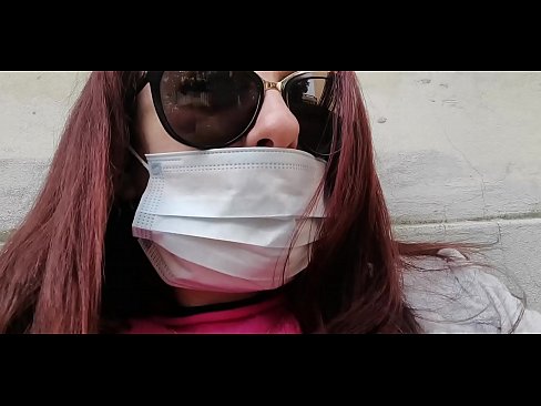 ❤️ Николетта мстит своему соседу и писает в его гараже (Специальный Covid19 Итальянский карантин) ☑ Домашнее порно на нашем сайте ️